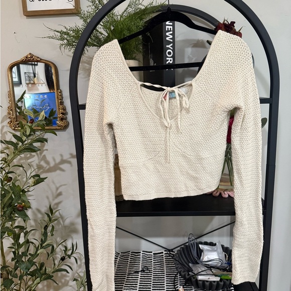 Free People beach Cream Tie Front Ribbed Crop Top size medium - Picture 1 of 7